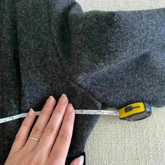 Rothschild Vintage 100% Wool Coat Girls Size 6X Gray with Black Velvet Trim - Picture 12 of 15